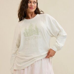 Aerie New York Graphic Oversized Long Sleeve Tee NWT
